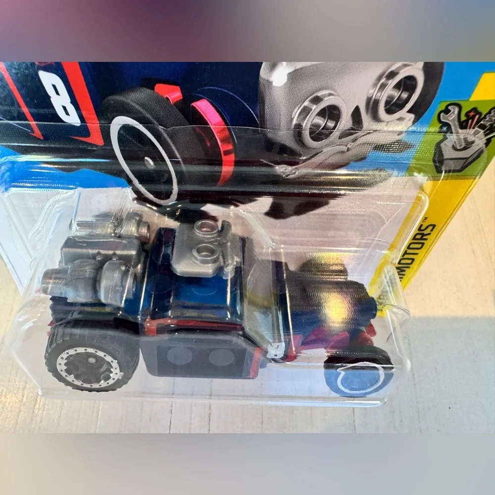Hot Wheels Brick and Motor – Dark Blue & Red – Experimotors 1/5 – 25/250